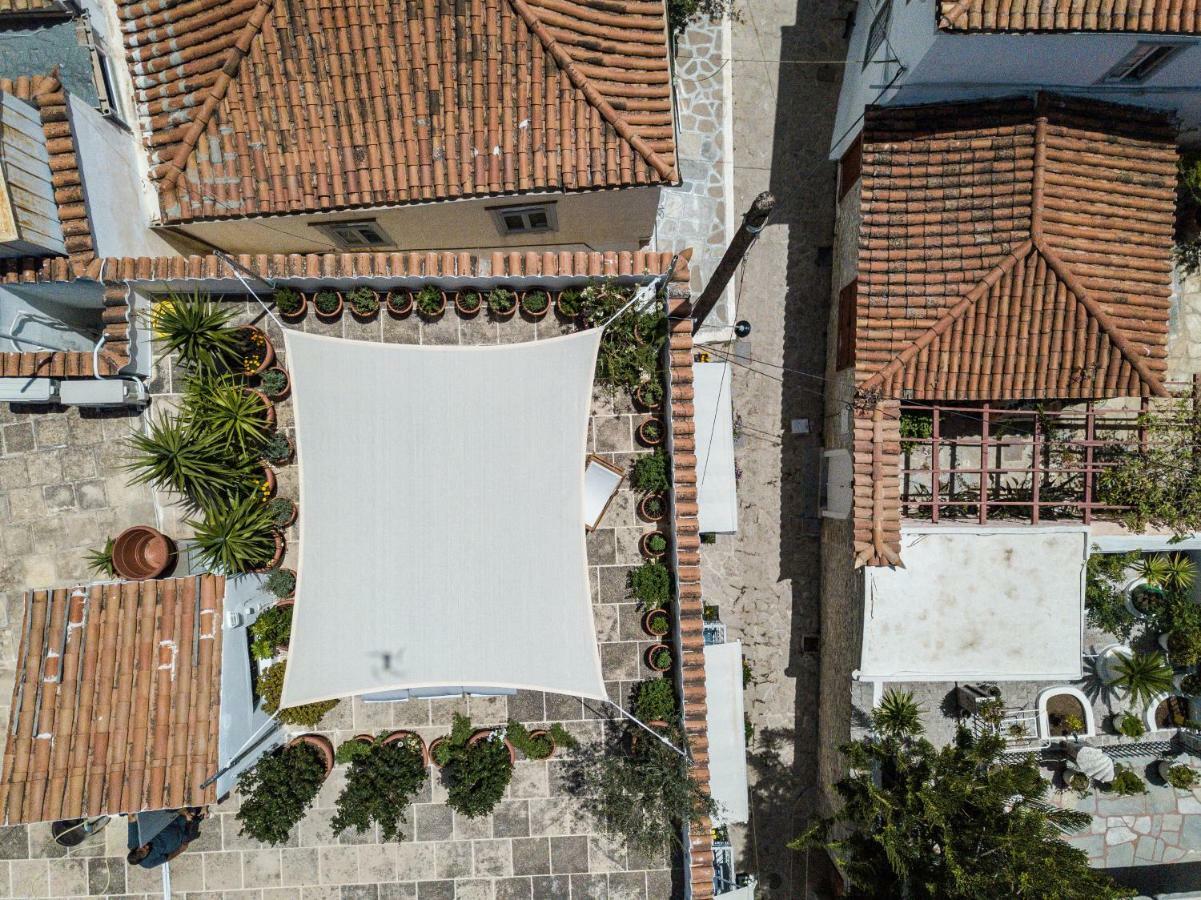 Arokaria Boutique Apartments Хидра Екстериор снимка