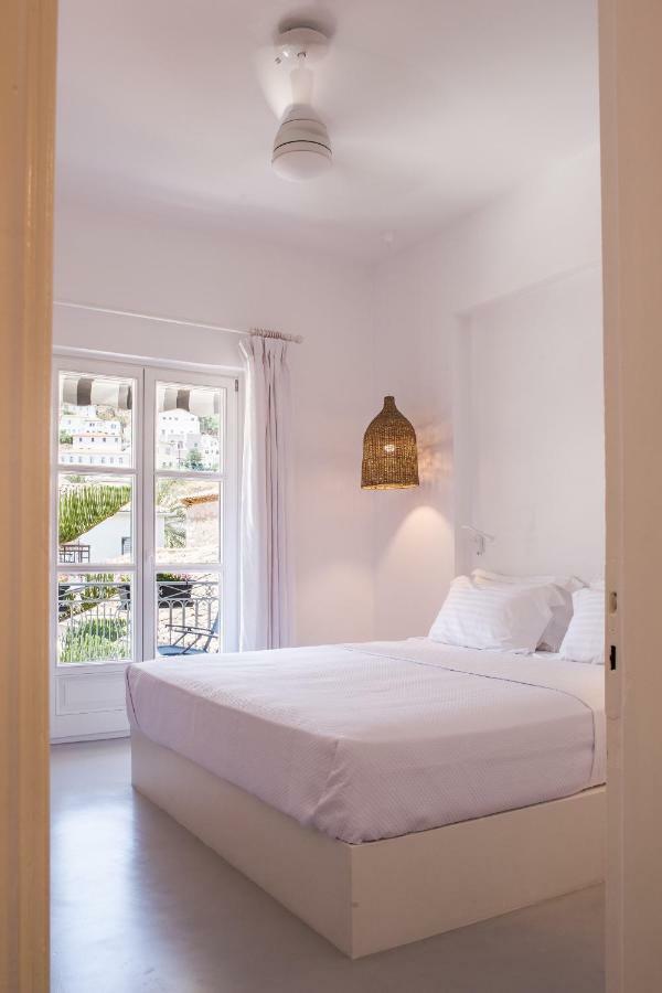 Arokaria Boutique Apartments Хидра Екстериор снимка